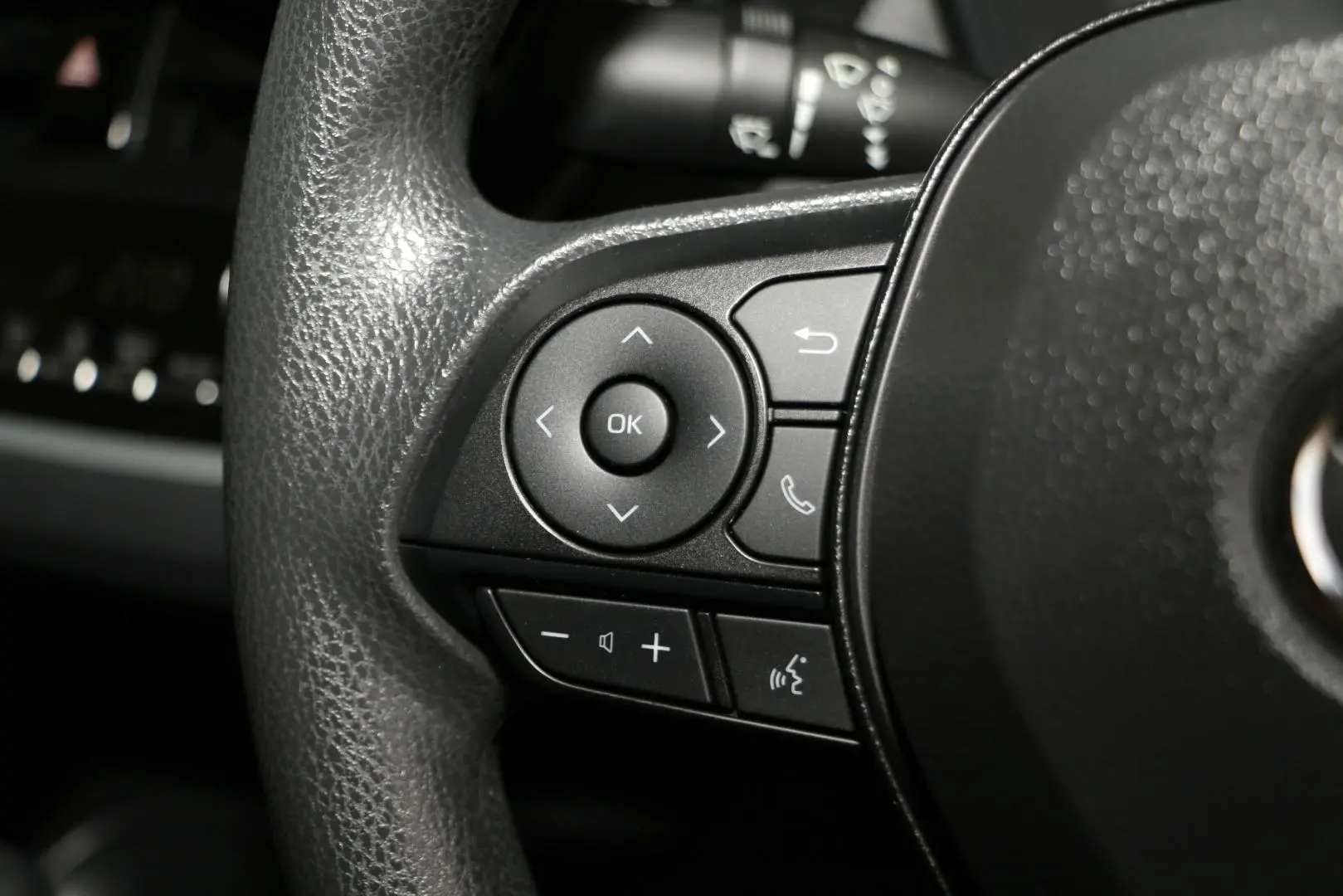 2024 Toyota Corolla Gallery Image 13