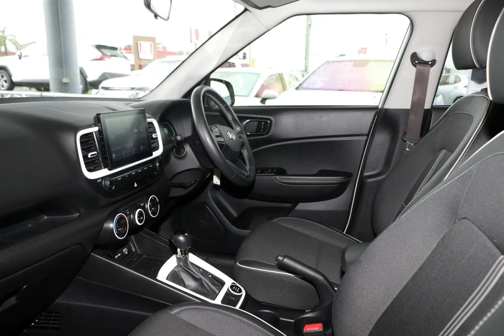 2024 Hyundai Venue Gallery Image 8