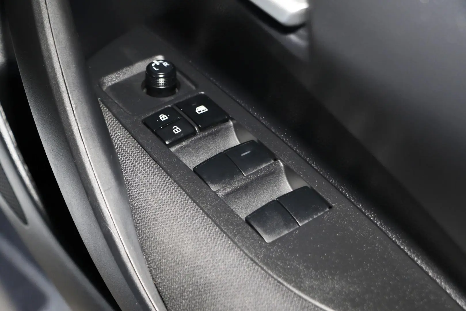 2025 Toyota Corolla Gallery Image 20