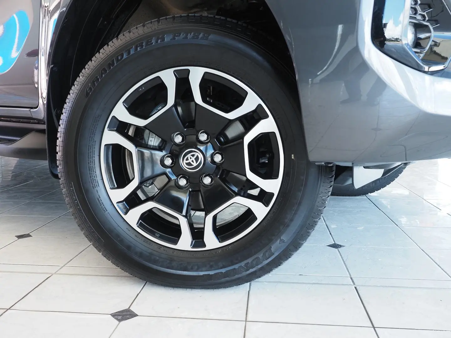 2025 Toyota Hilux Gallery Image 15