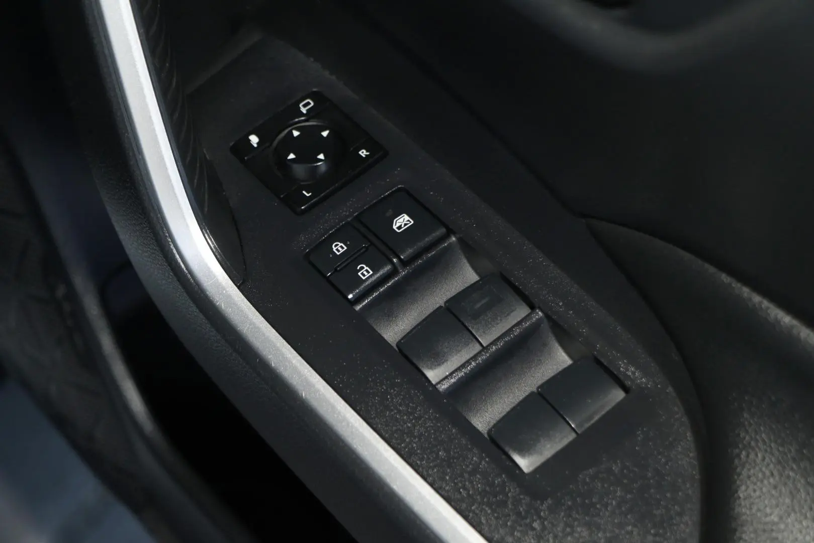 2024 Toyota RAV4 Gallery Image 20