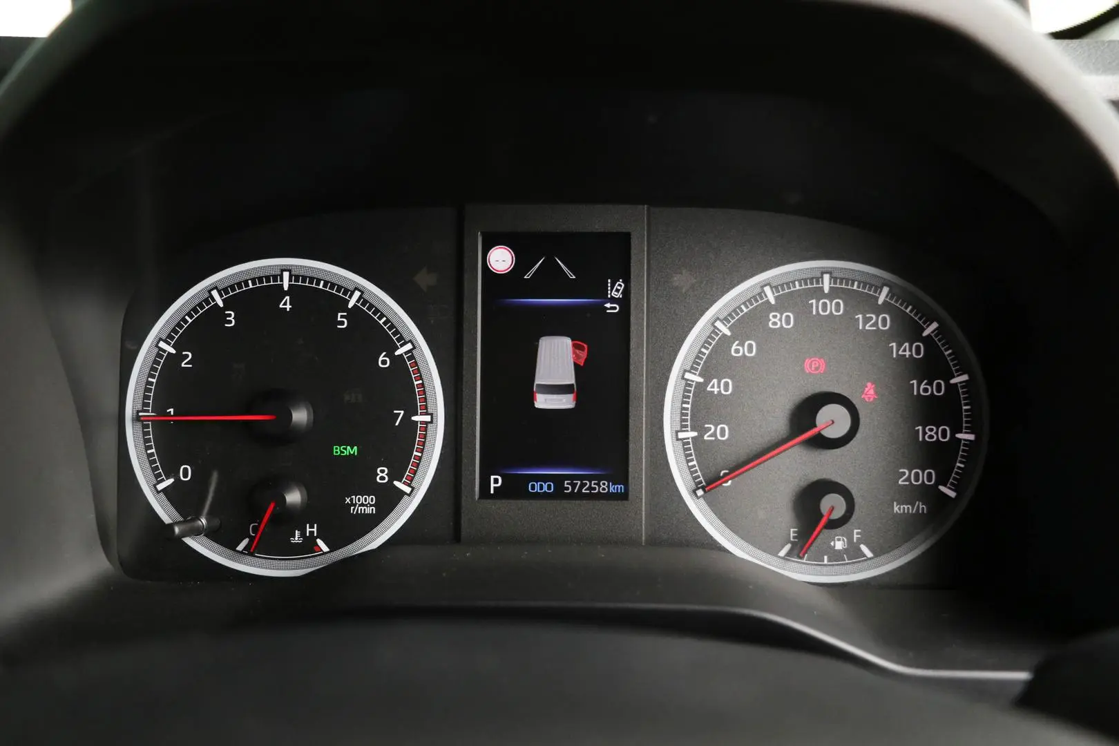 2019 Toyota Hiace Gallery Image 14