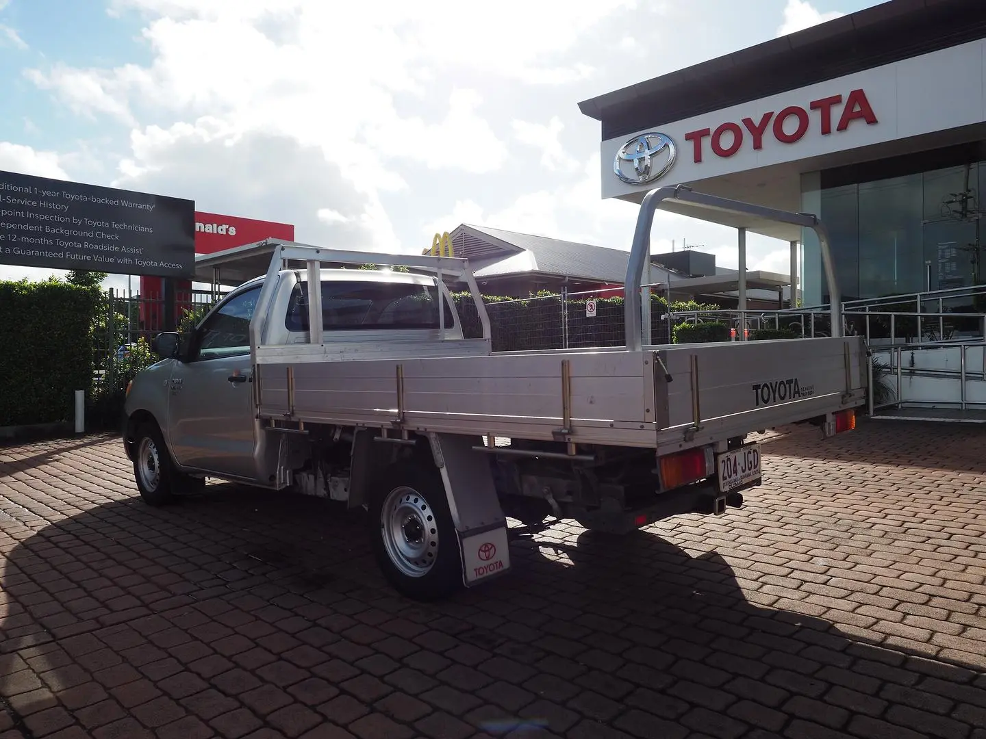 2005 Toyota Hilux Gallery Image 5