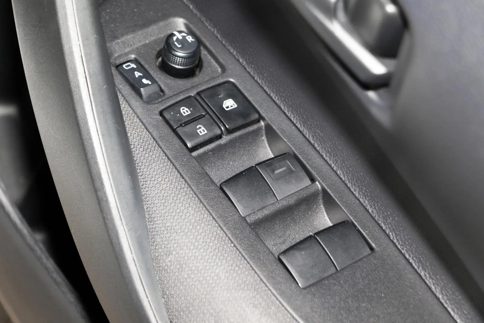 2025 Toyota Corolla Gallery Image 19