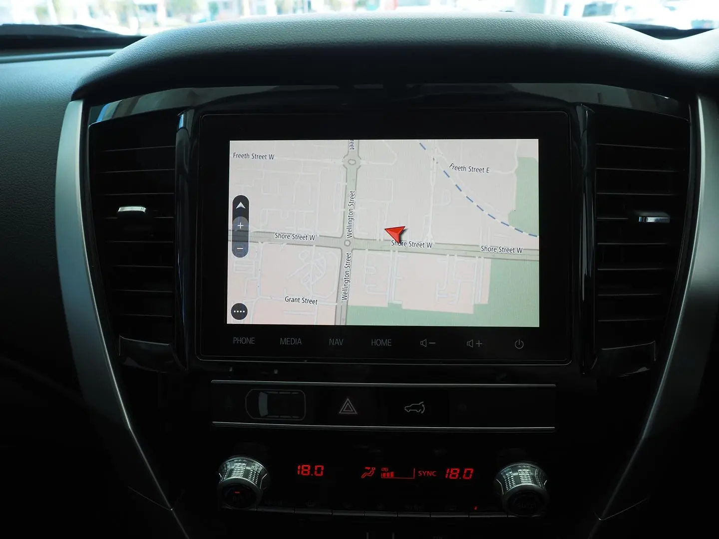 2022 Mitsubishi Pajero Sport Gallery Image 29