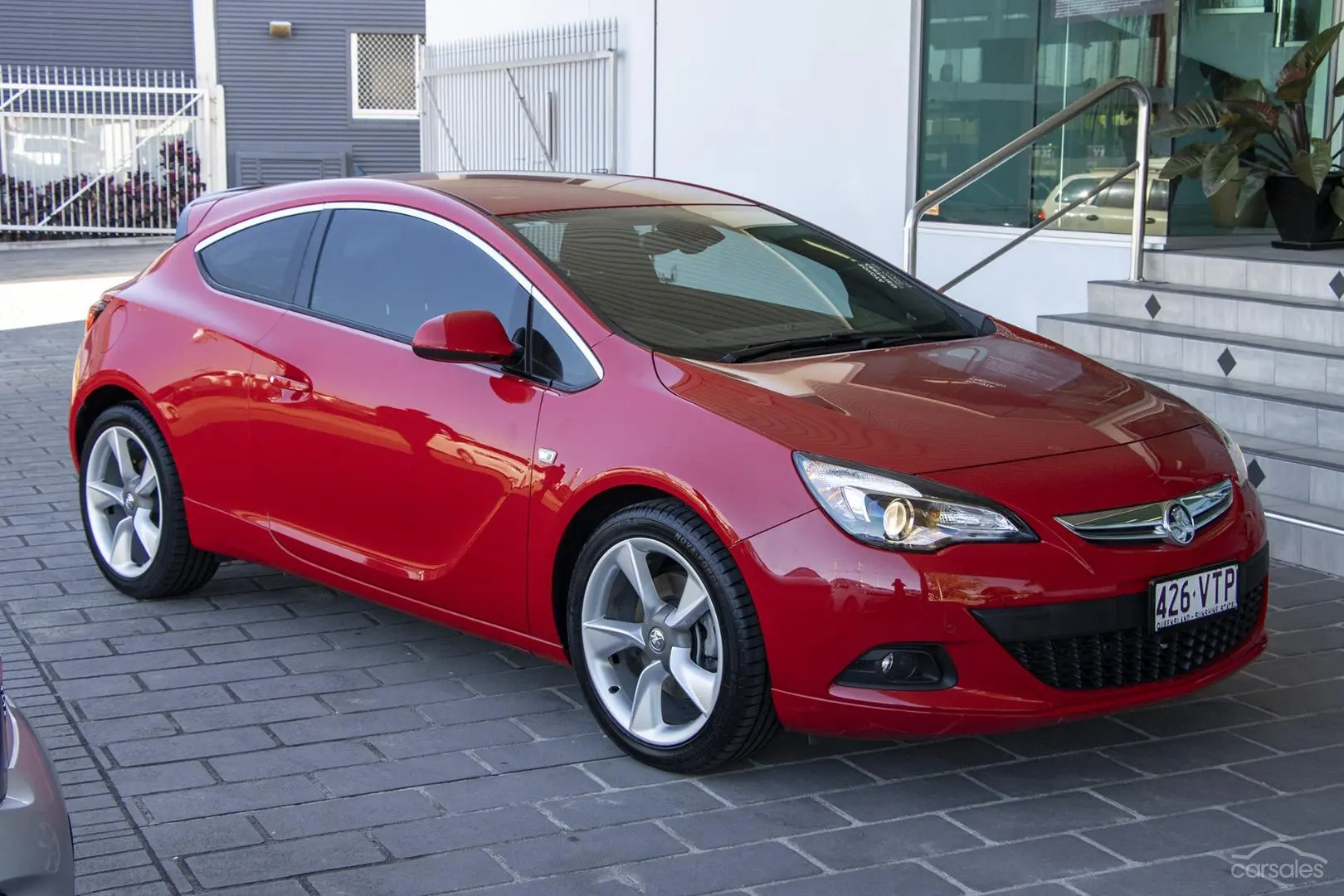 2015 Holden Astra Image 3