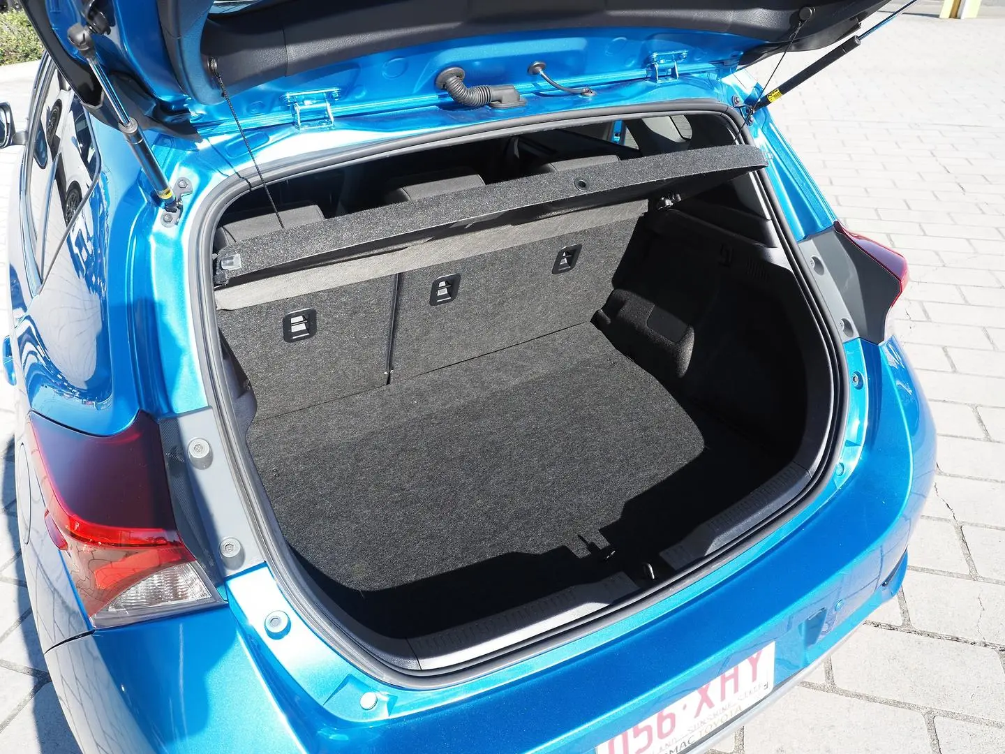 2017 Toyota Corolla Gallery Image 13