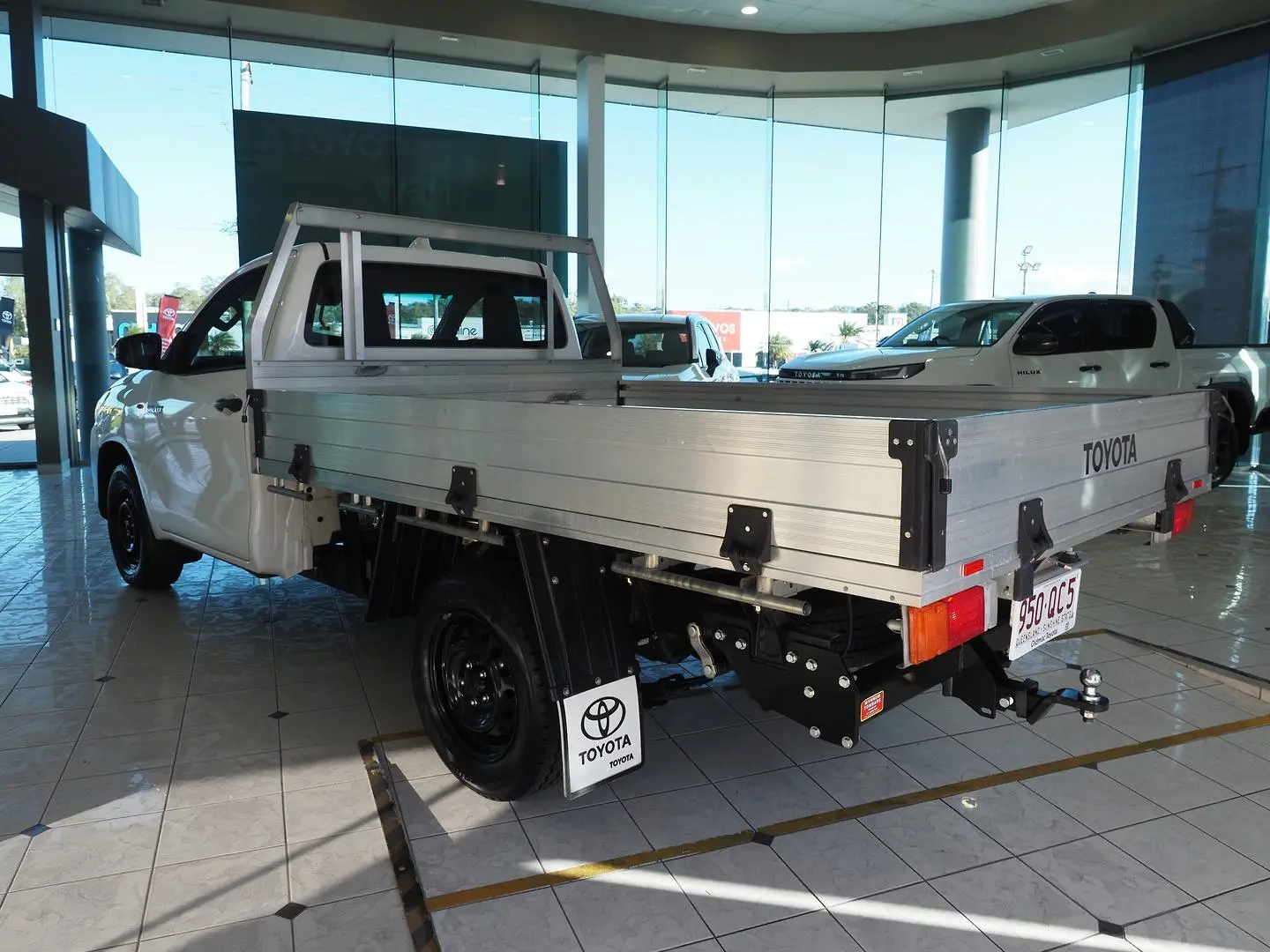 2023 Toyota Hilux Gallery Image 11