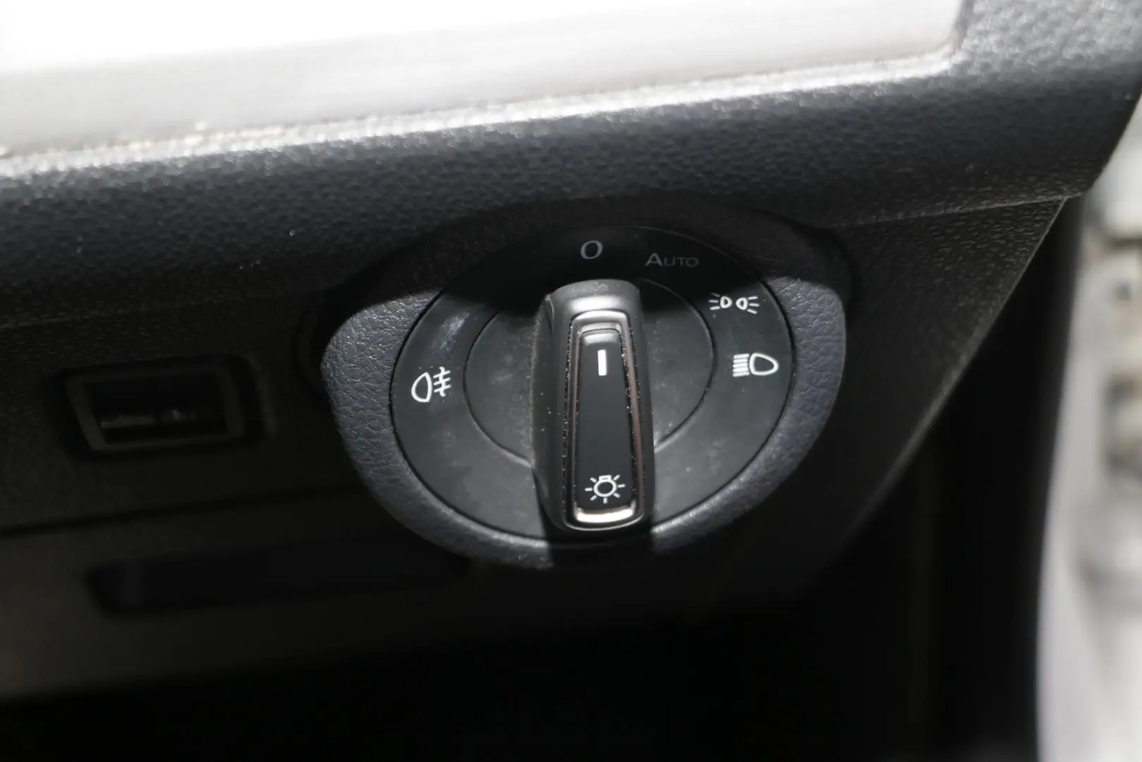 2021 Volkswagen Multivan Gallery Image 17