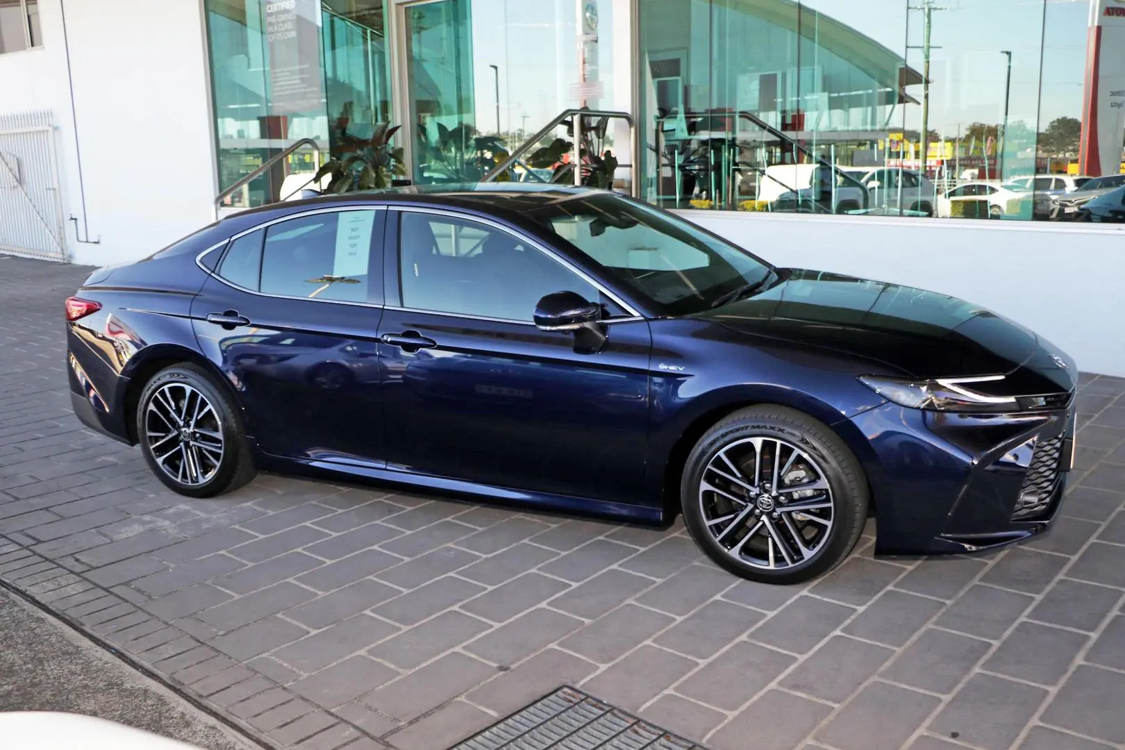 2025 Toyota Camry Gallery Image 6