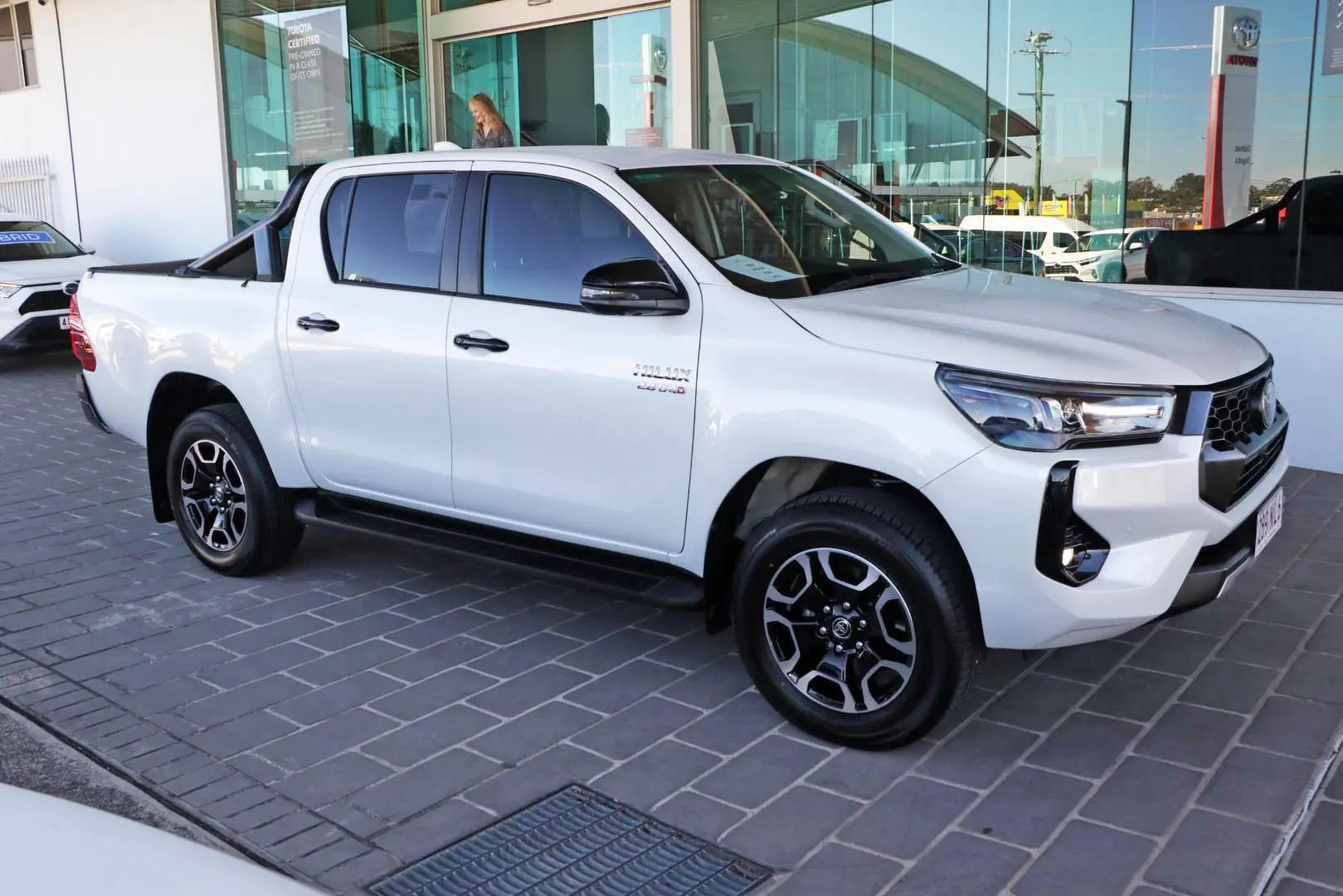 2025 Toyota Hilux Gallery Image 6