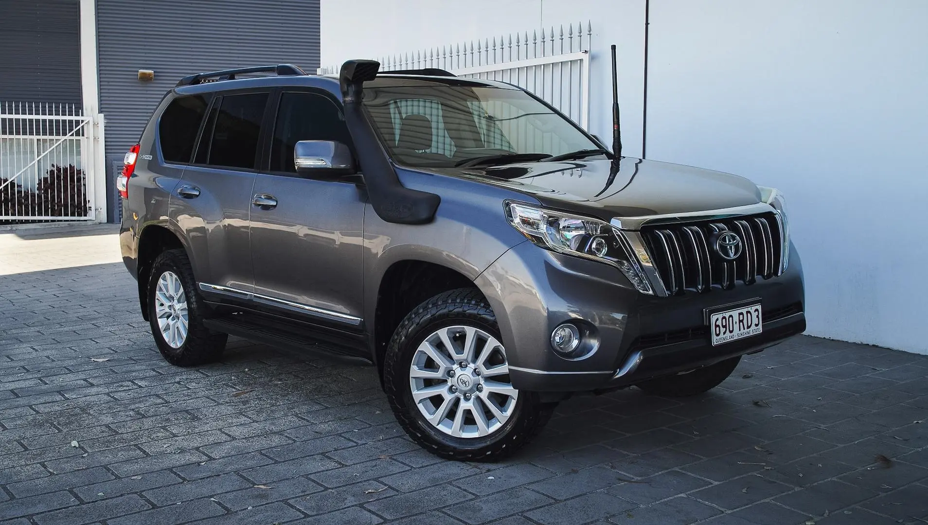 2017 Toyota Landcruiser Prado Altitude (690RD3) Image 1