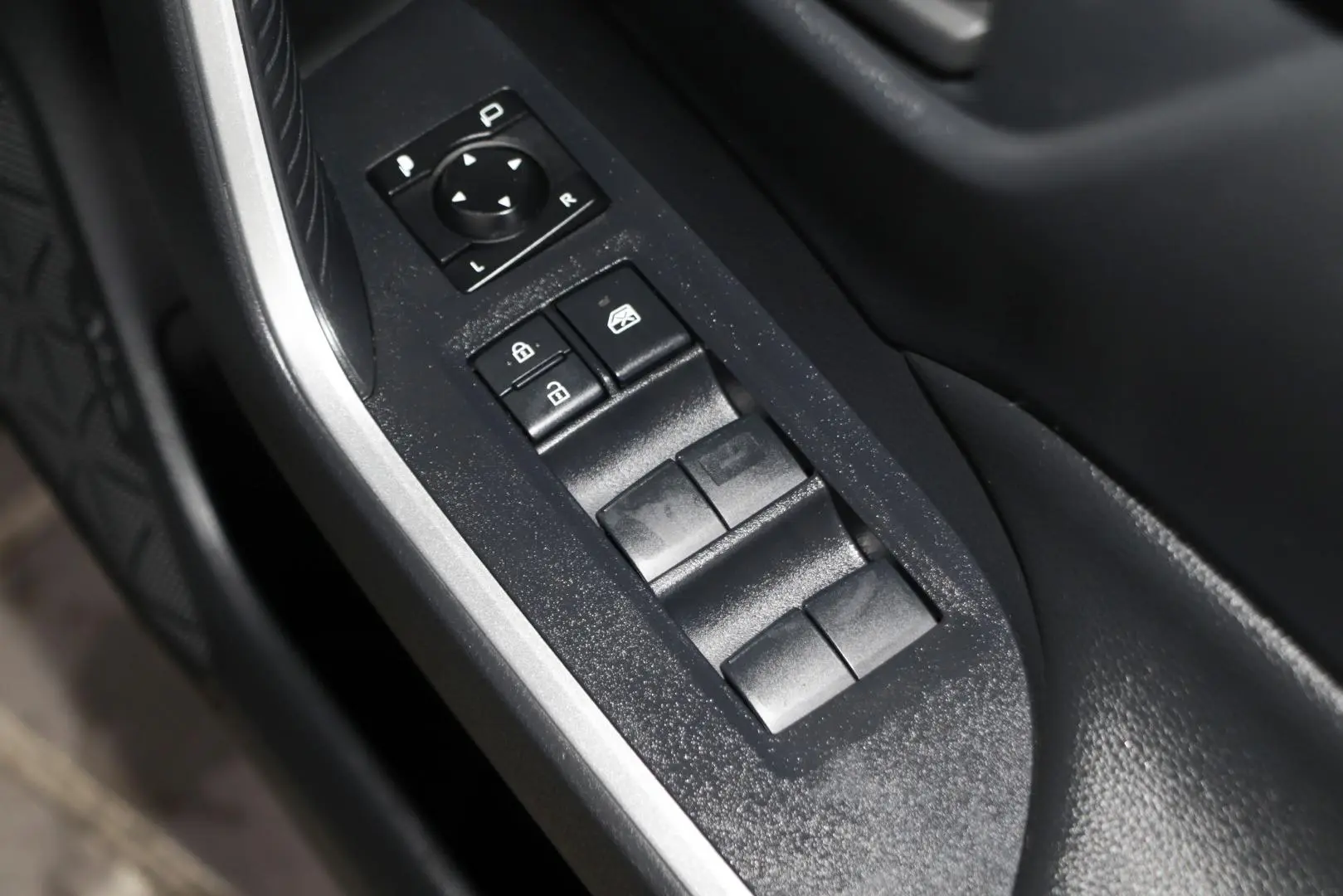 2022 Toyota RAV4 Gallery Image 20