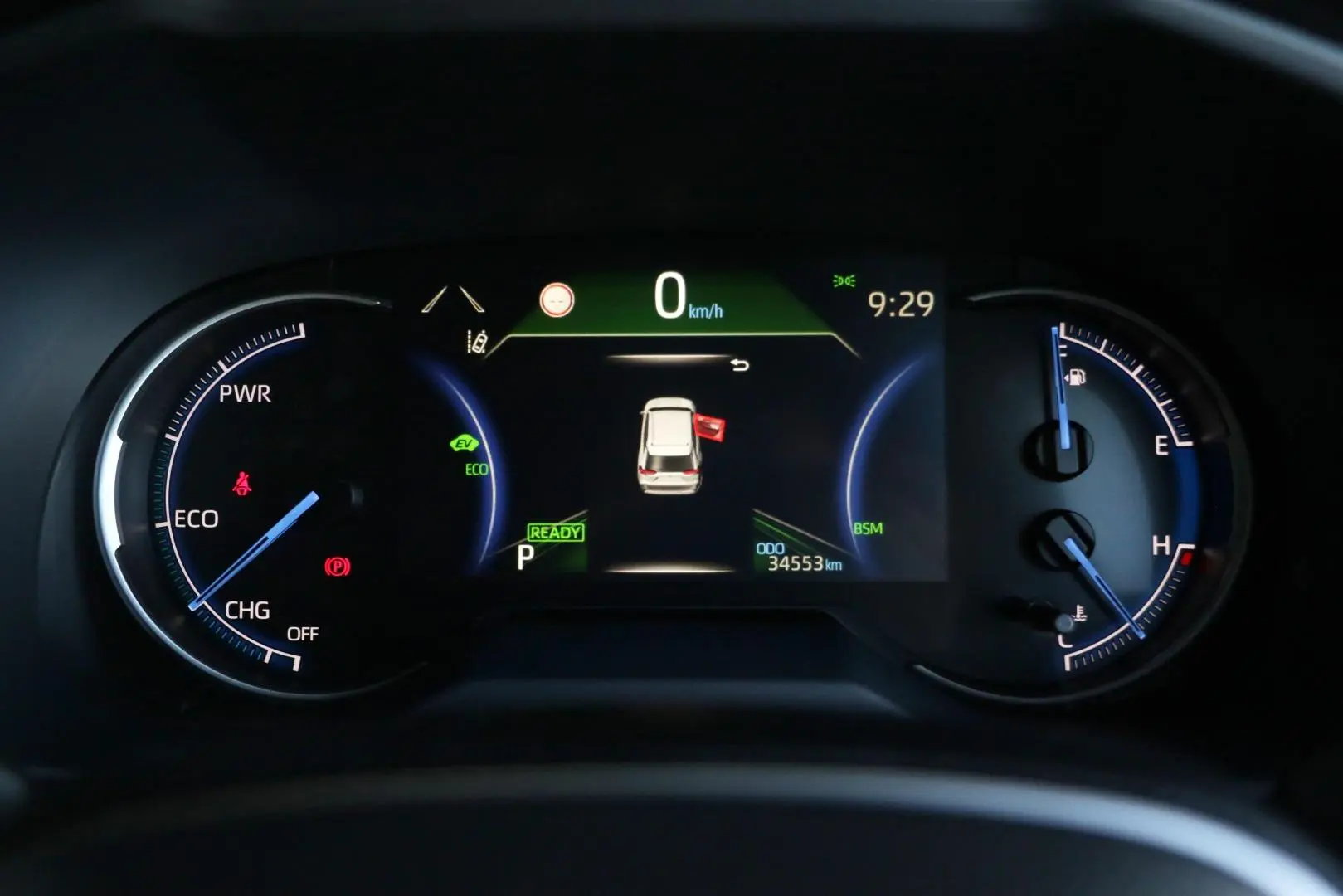2025 Toyota RAV4 Gallery Image 12
