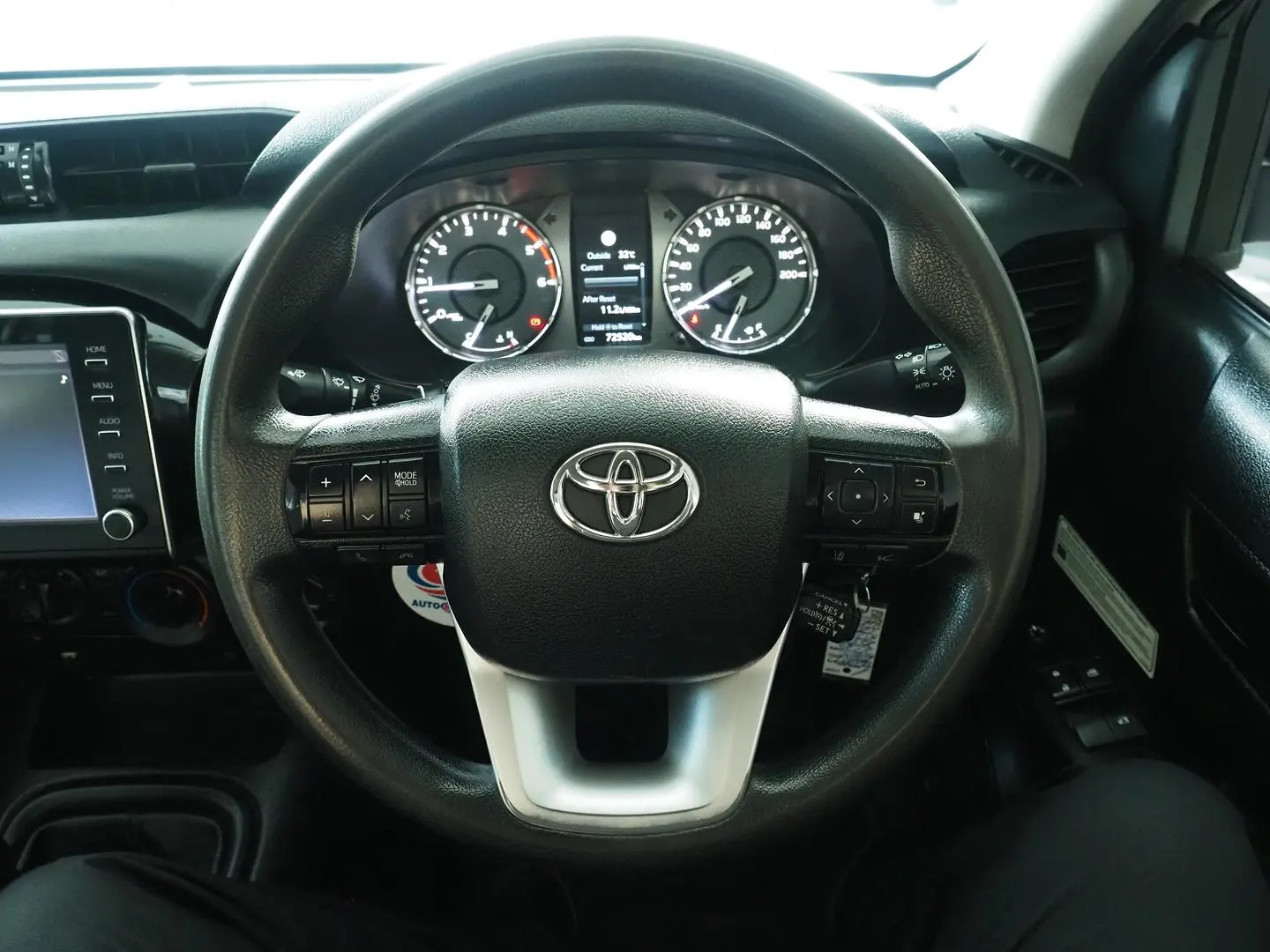 2021 Toyota Hilux Gallery Image 22