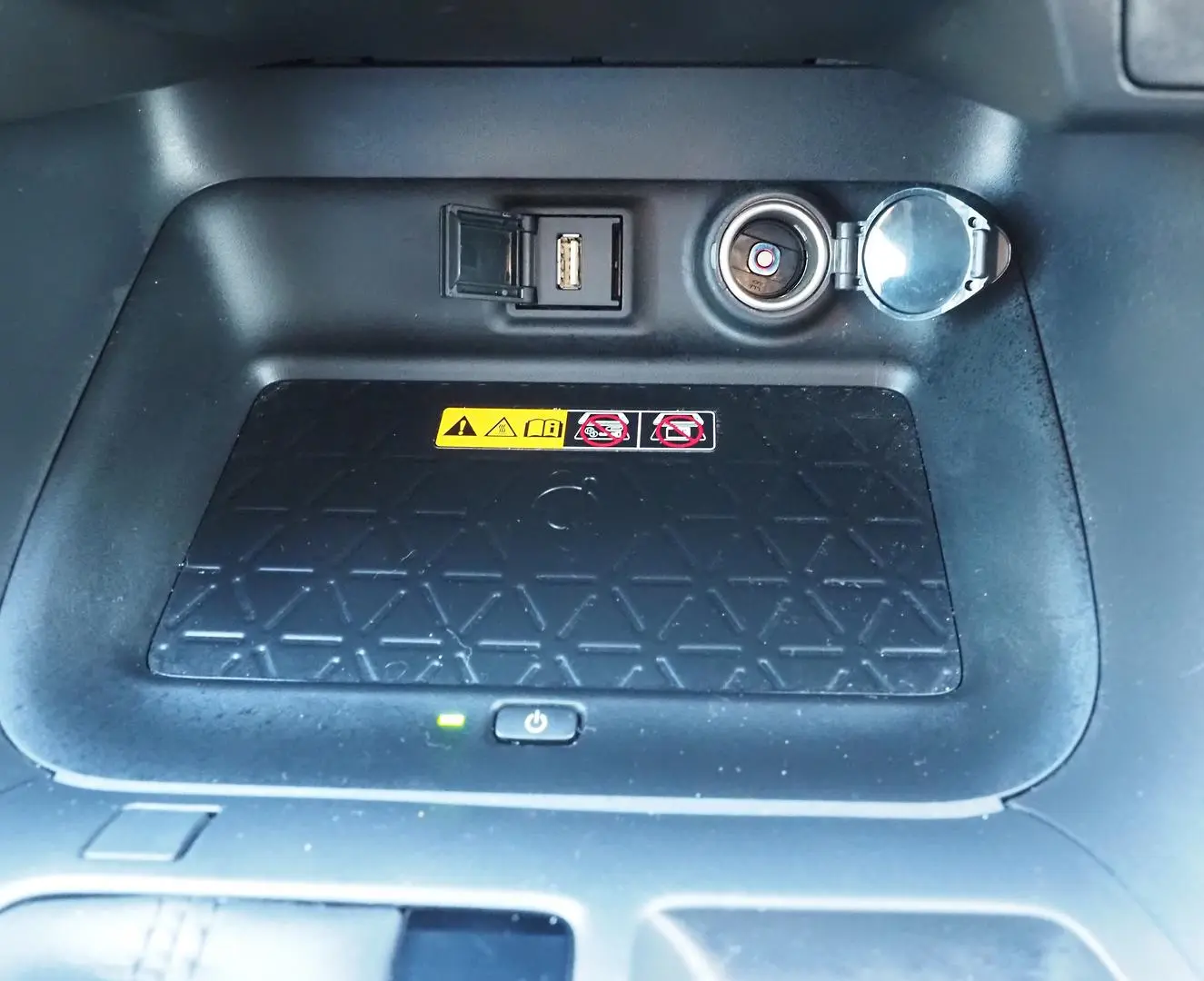 2022 Toyota RAV4 Gallery Image 22