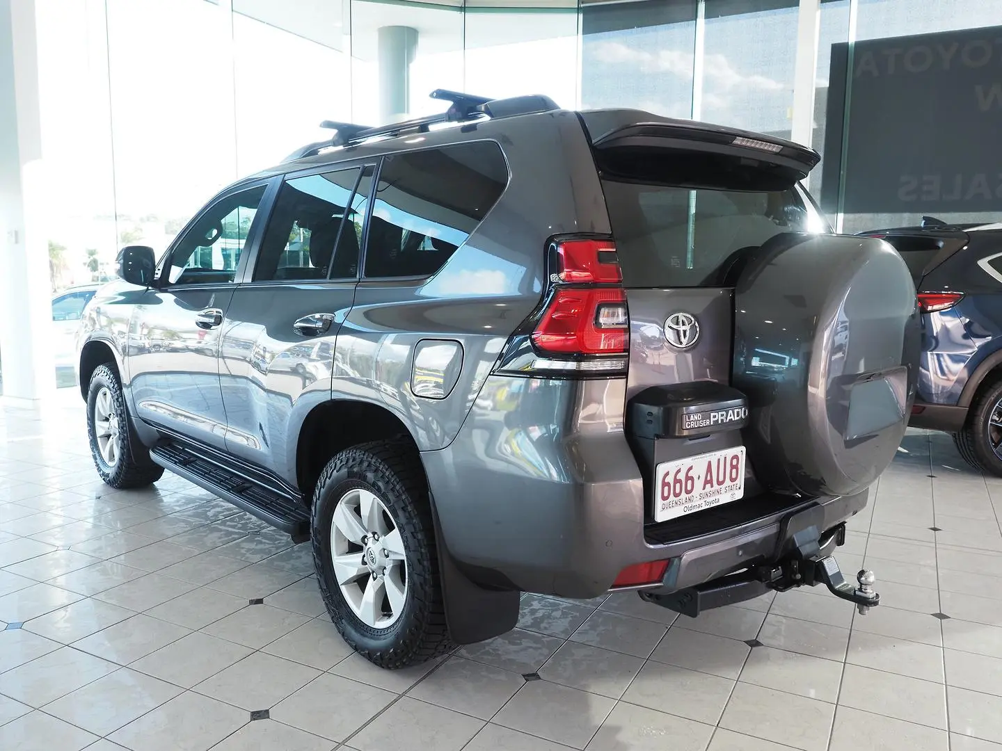 2020 Toyota Landcruiser Prado Gallery Image 2