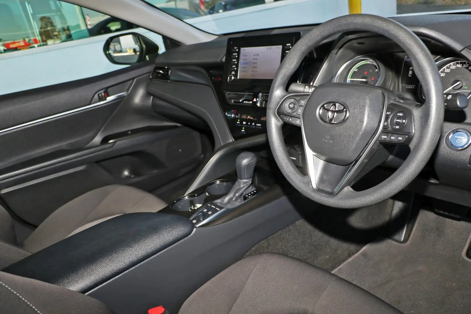2023 Toyota Camry Gallery Image 6