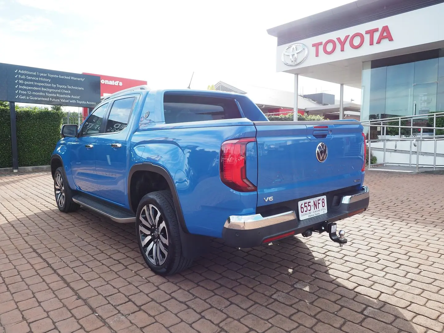 2023 Volkswagen Amarok Gallery Image 2
