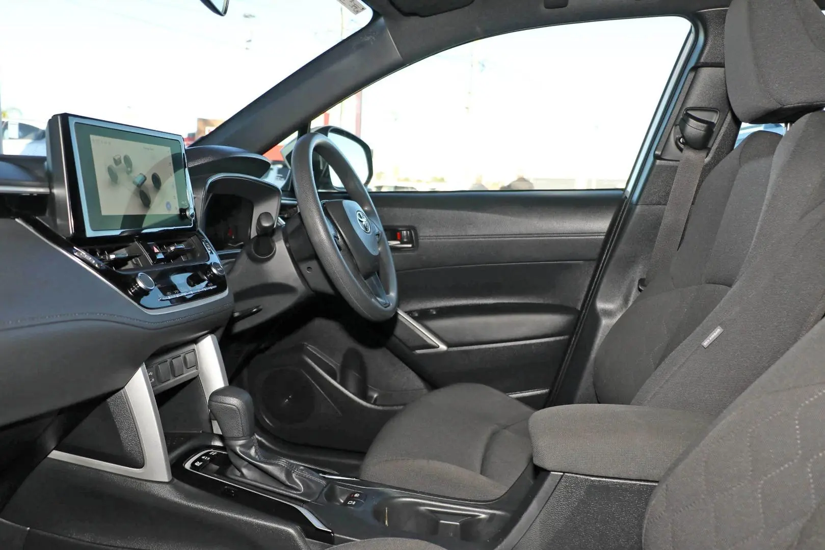 2024 Toyota Corolla Cross Gallery Image 10