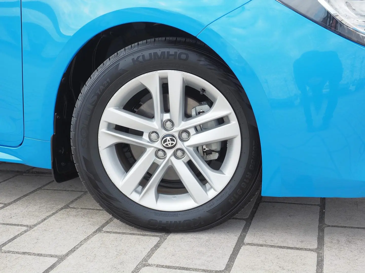 2020 Toyota Corolla Gallery Image 18