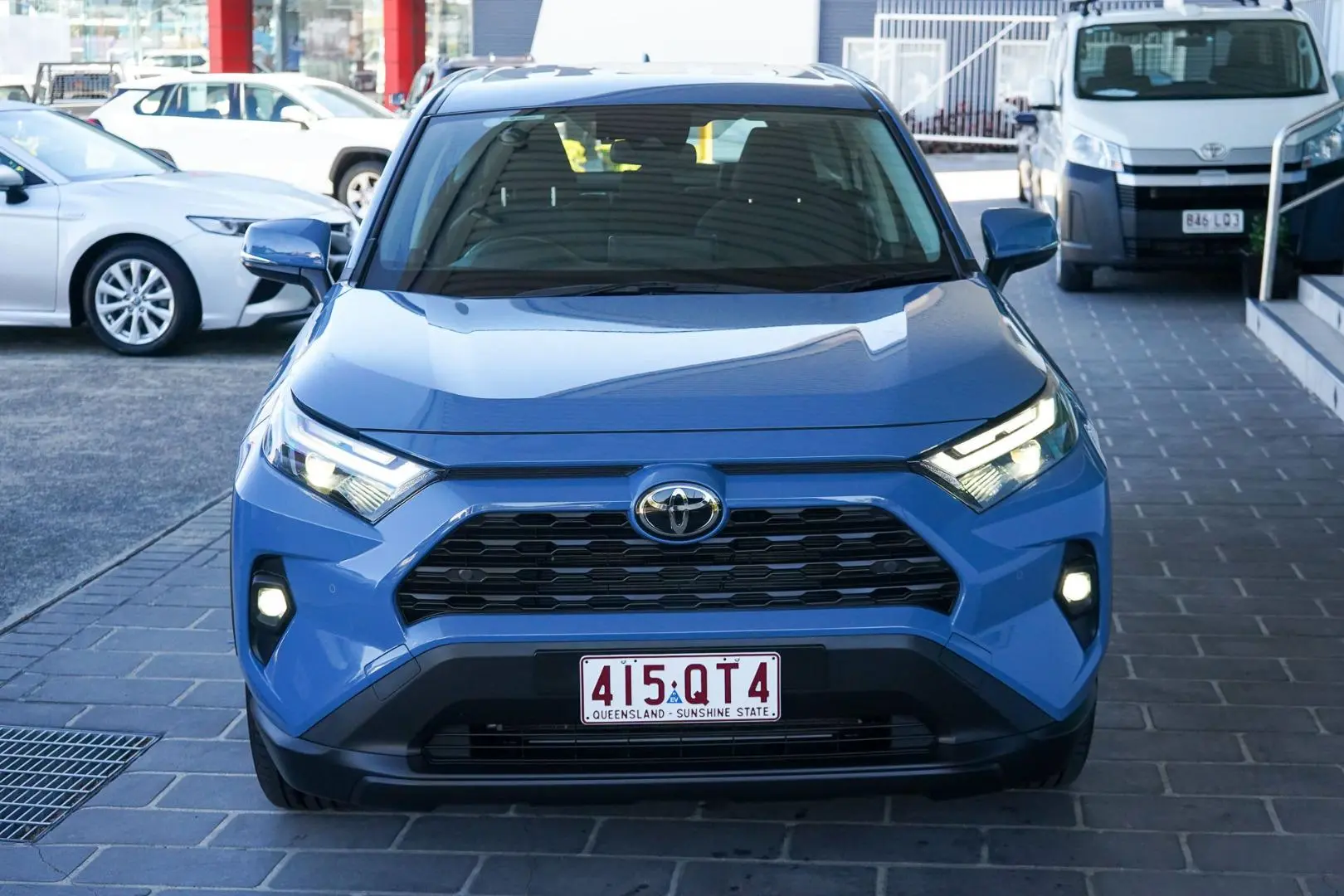 2025 Toyota RAV4 Gallery Image 5