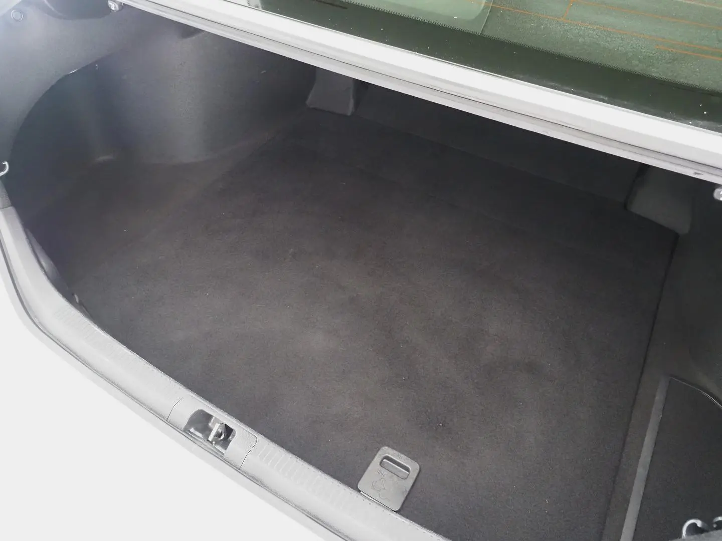 2023 Toyota Camry Gallery Image 12