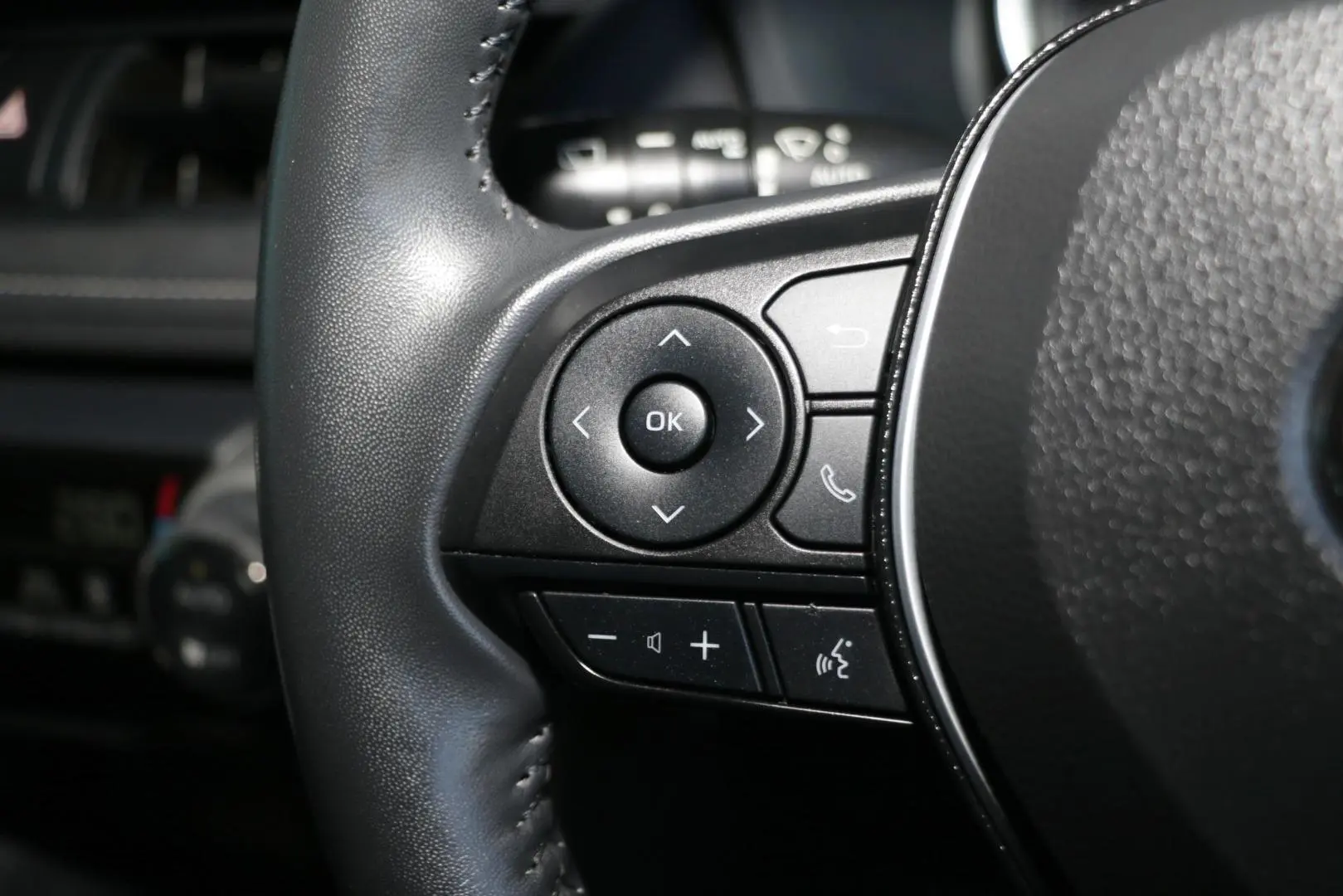 2023 Toyota RAV4 Gallery Image 17