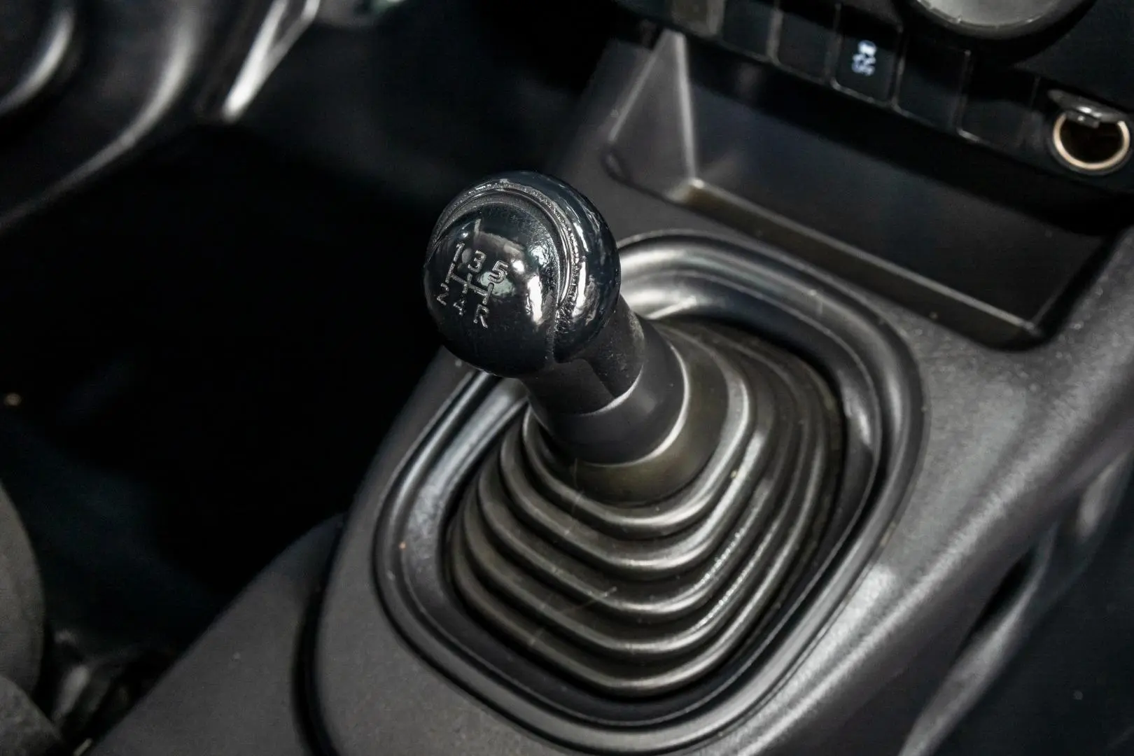2019 Toyota Hilux Gallery Image 12