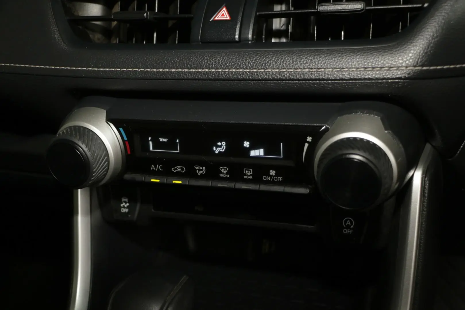 2024 Toyota RAV4 Gallery Image 16