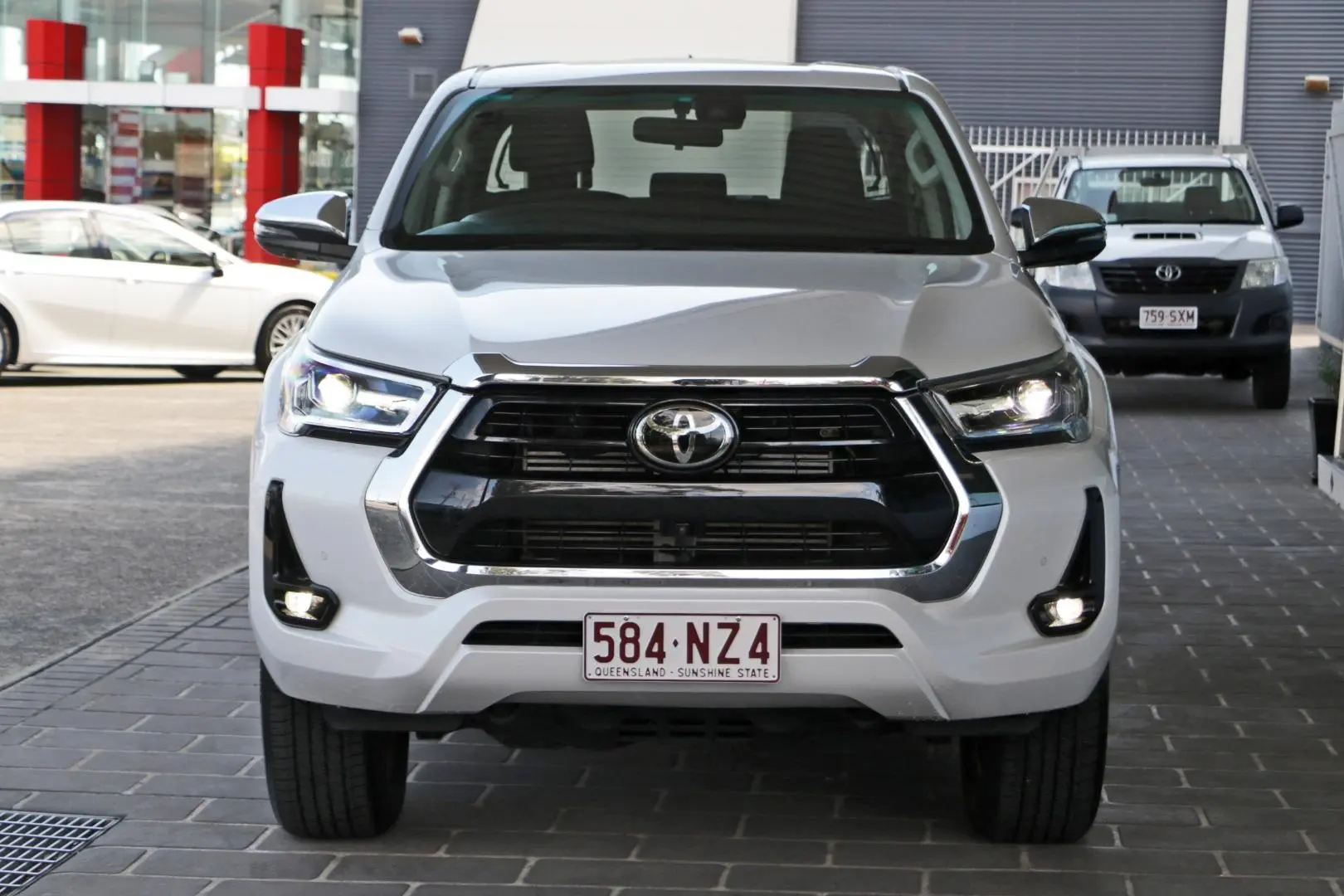 2023 Toyota Hilux Gallery Image 4