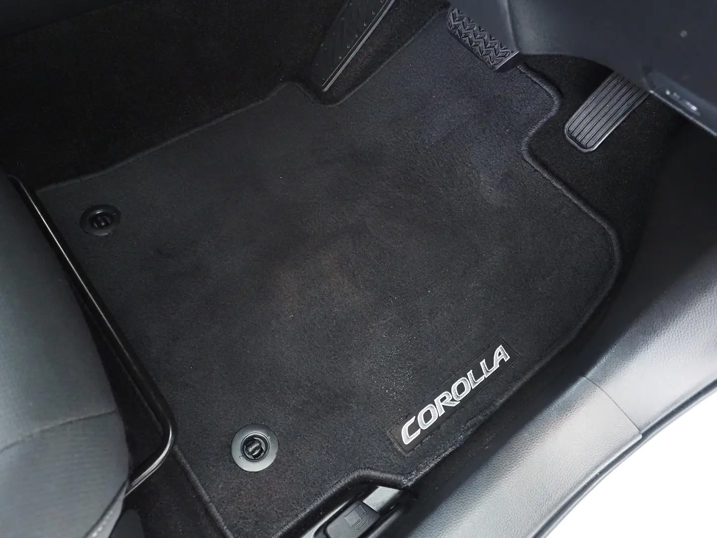 2022 Toyota Corolla Gallery Image 18