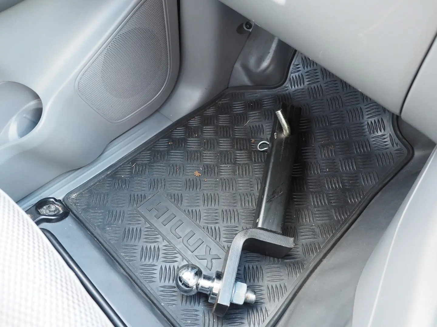 2005 Toyota Hilux Gallery Image 18