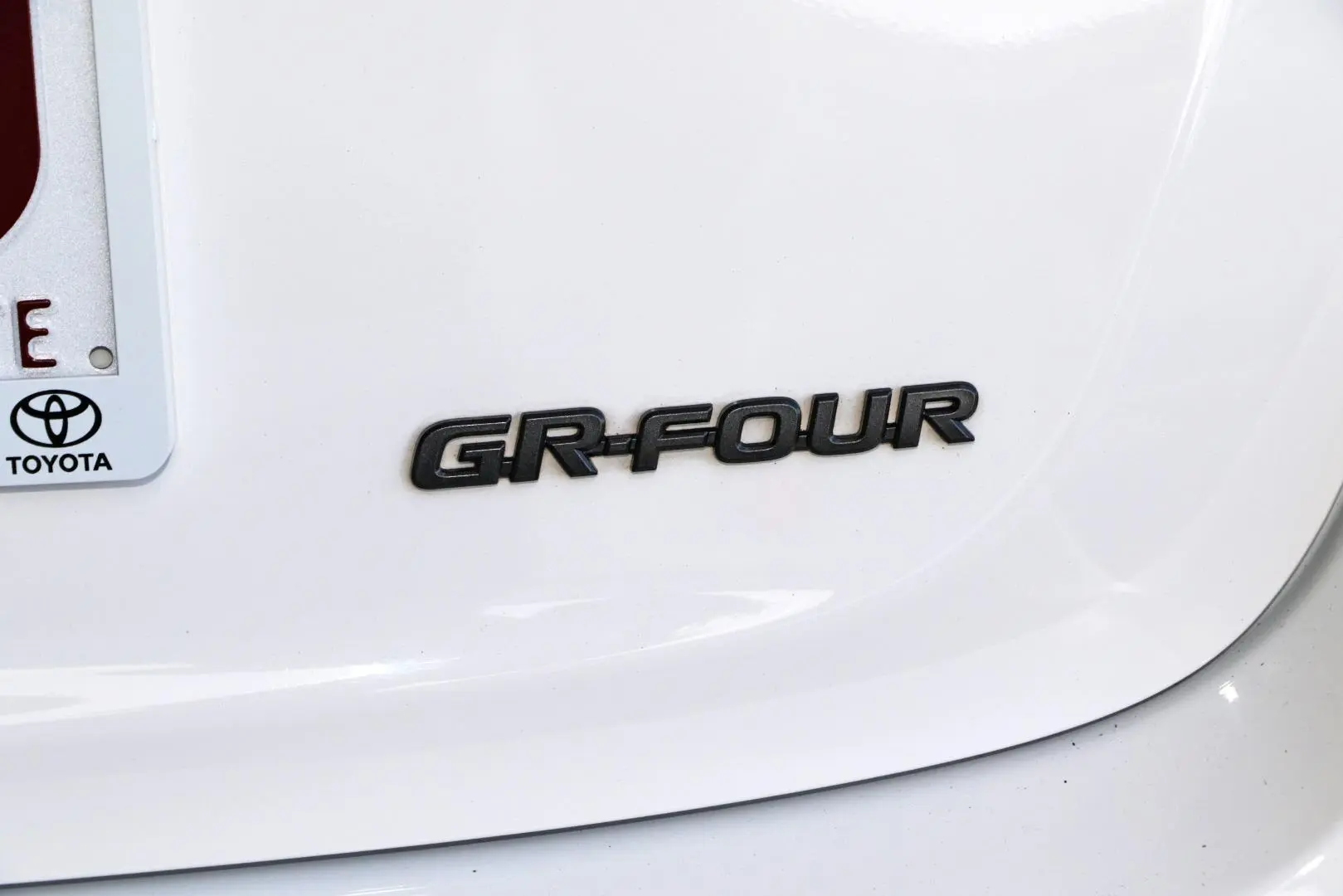 2022 Toyota Yaris Gallery Image 23