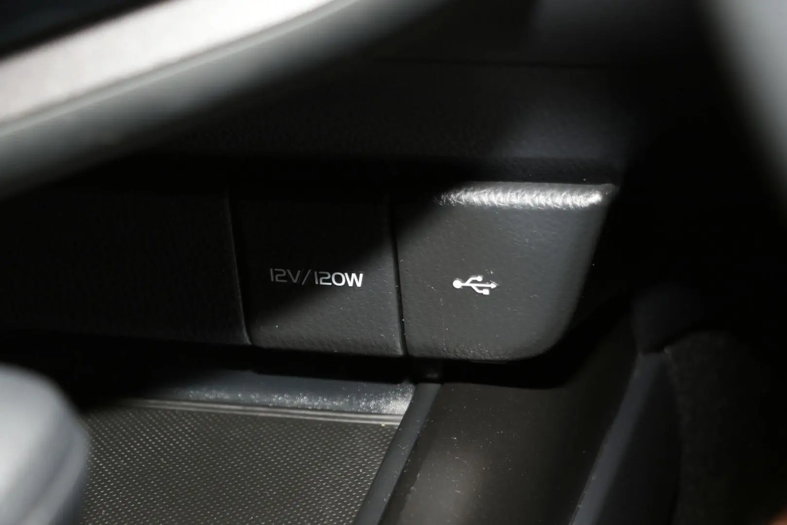 2022 Toyota Camry Gallery Image 14