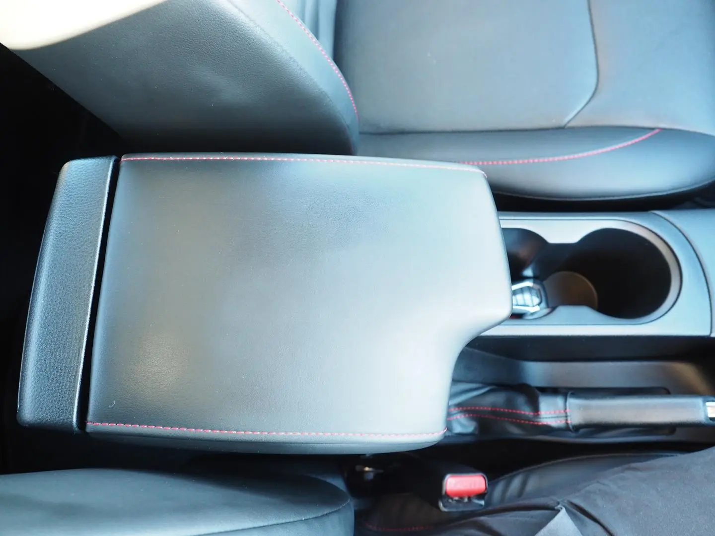 2022 Isuzu D-MAX Gallery Image 28