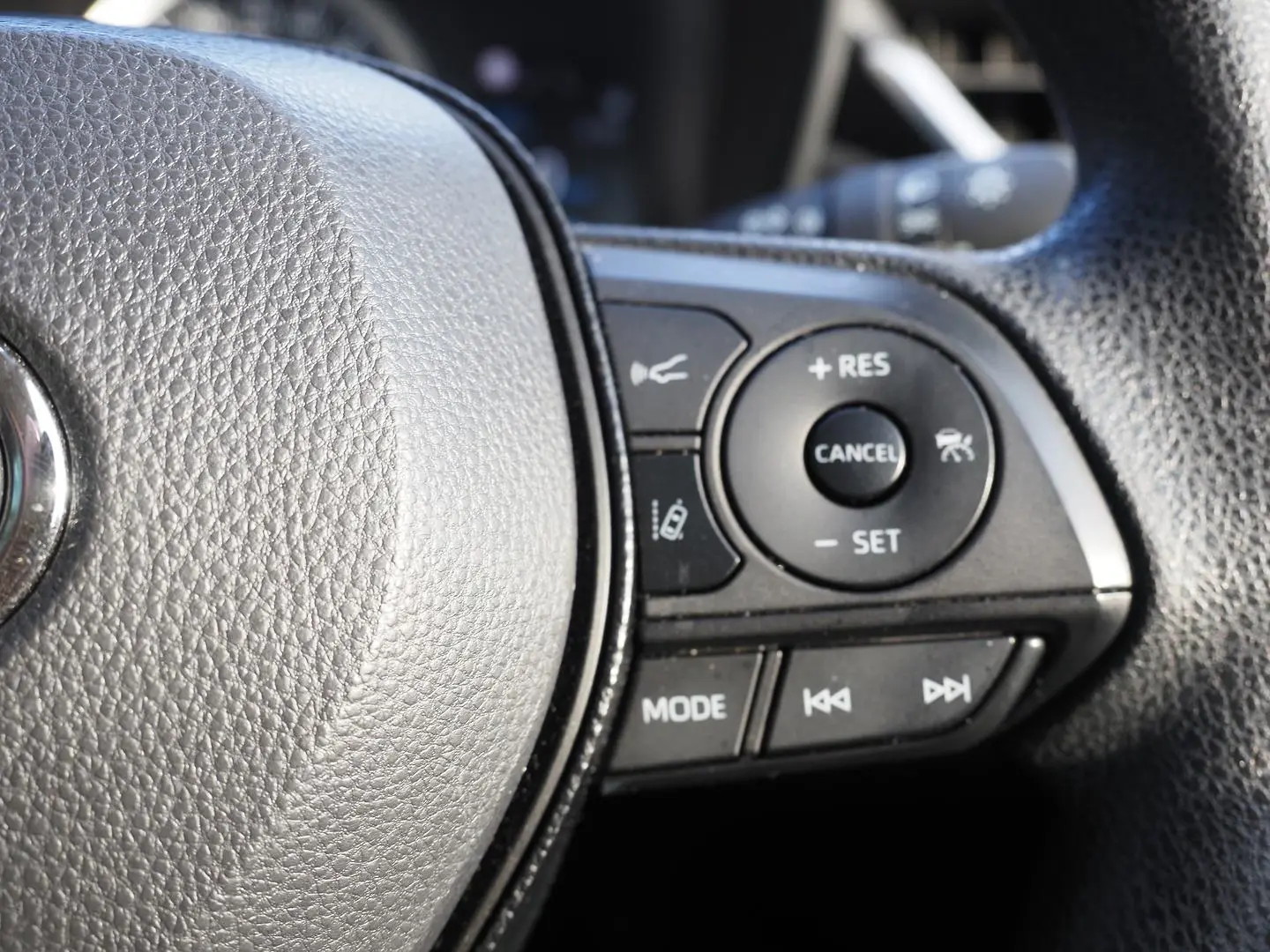 2020 Toyota Corolla Gallery Image 17