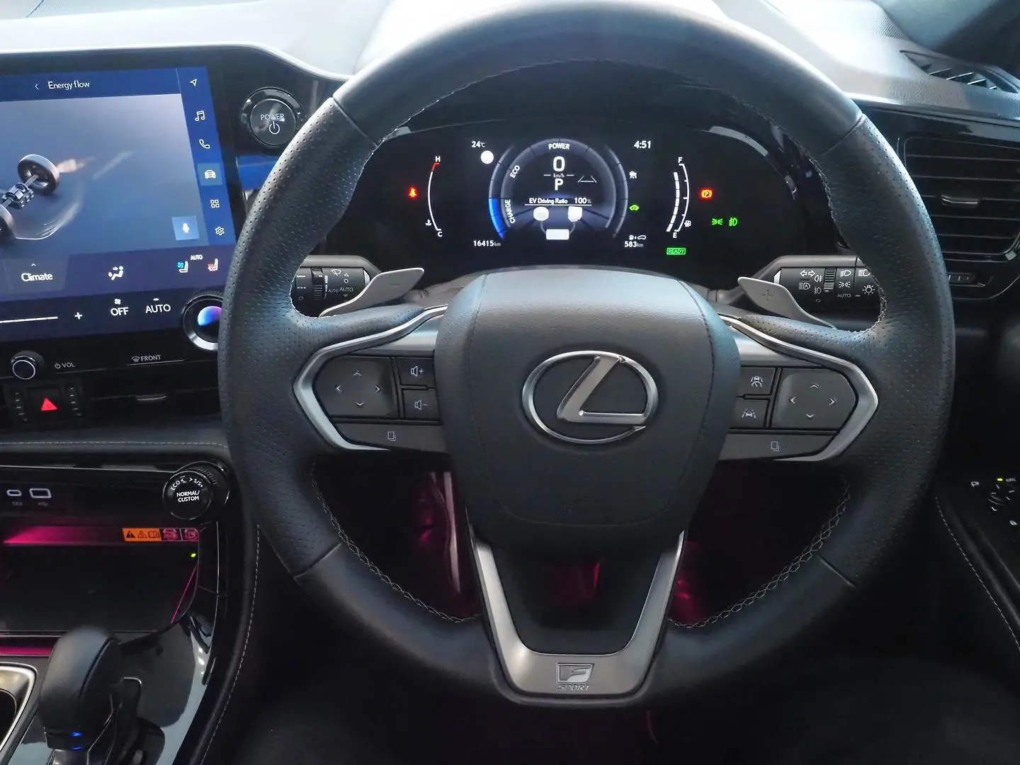 2024 Lexus NX Gallery Image 27