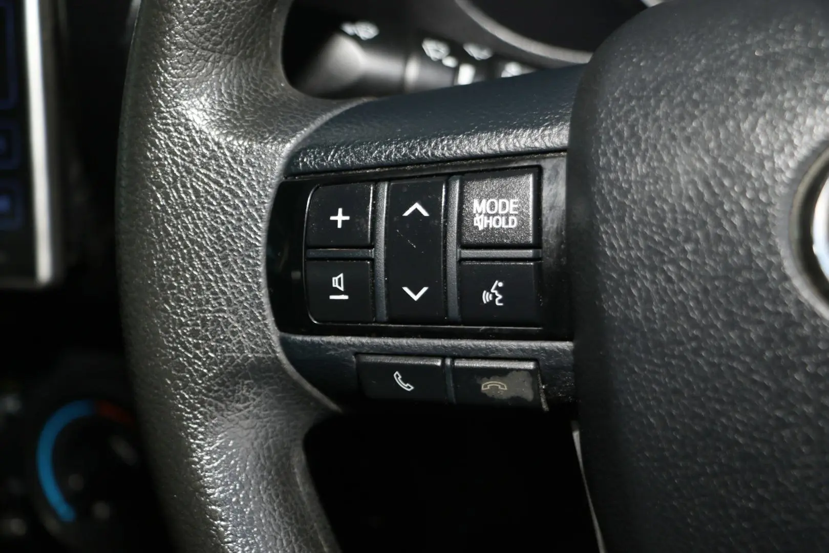 2018 Toyota Hilux Gallery Image 17