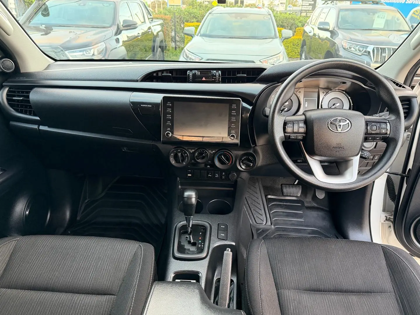 2022 Toyota Hilux Gallery Image 20
