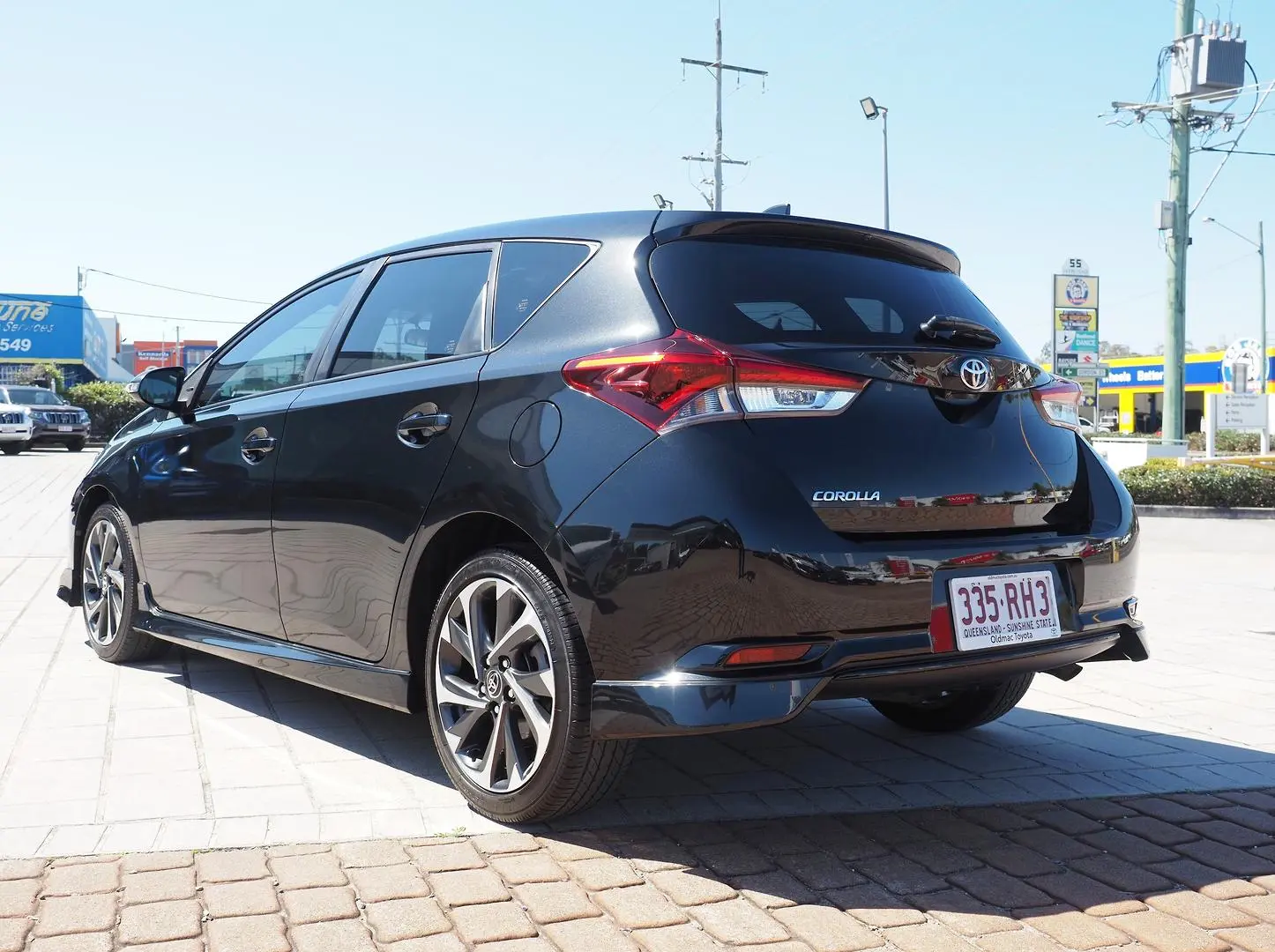 2016 Toyota Corolla Gallery Image 2