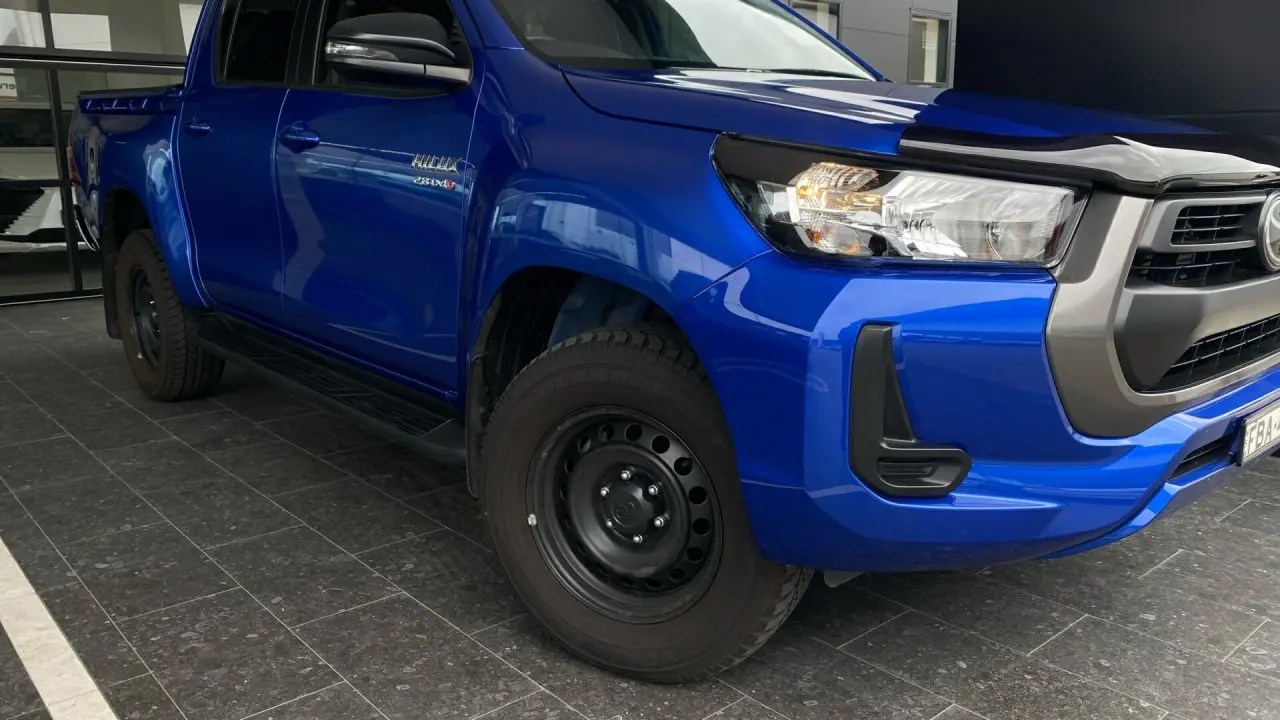 2023 Toyota Hilux Image 14