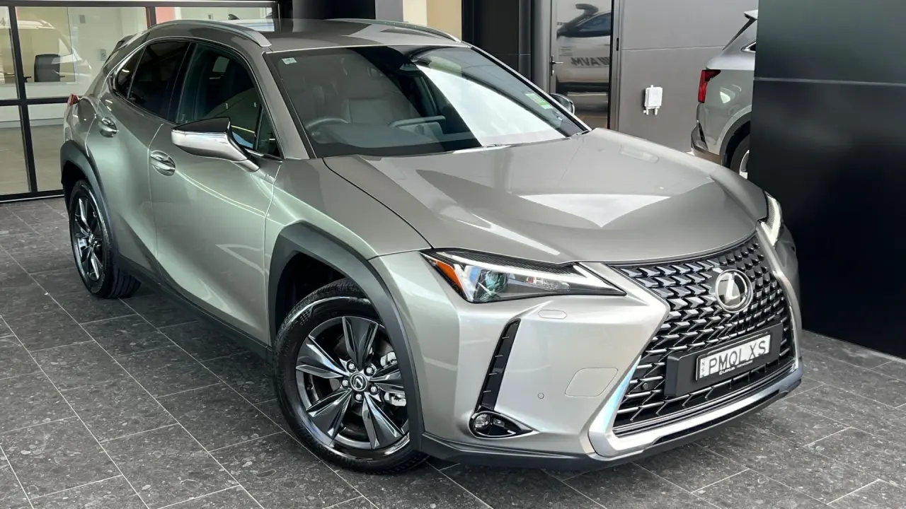 2024 Lexus Ux300h Gallery Image 1