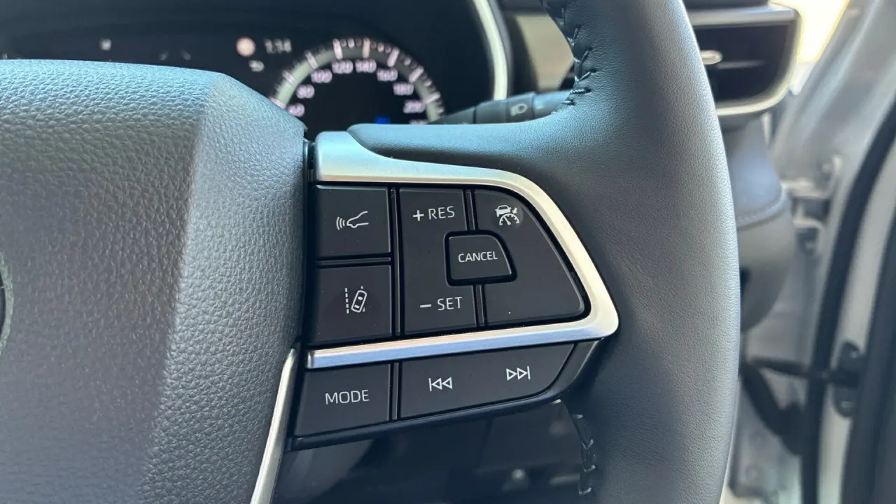 2024 Toyota Kluger Hybrid Gallery Image 11