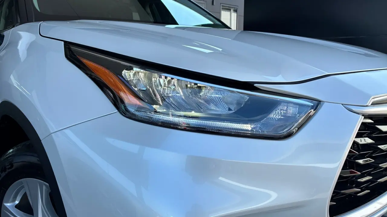 2024 Toyota Kluger Hybrid Gallery Image 2