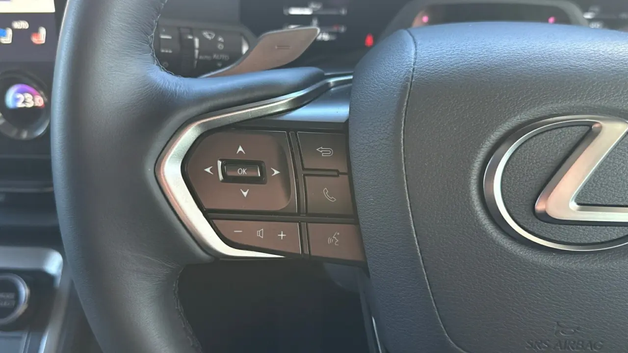 2025 Lexus GX550 Gallery Image 11