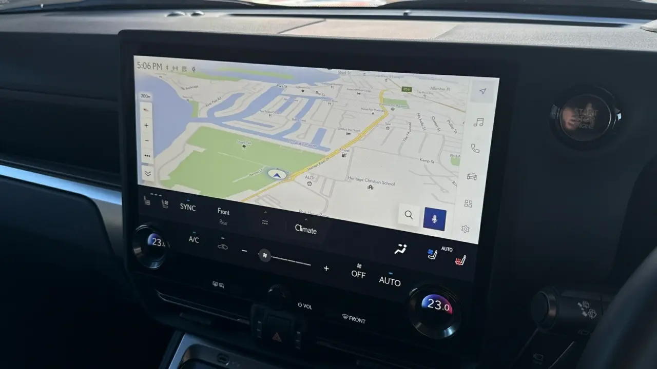 2025 Lexus GX550 Gallery Image 14