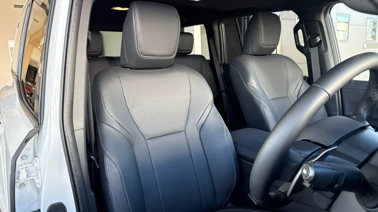 2025 Lexus GX550 Gallery Image 8