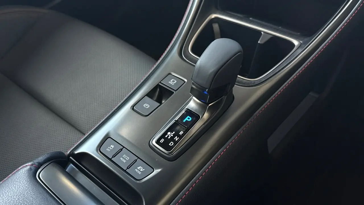 2024 Lexus LBX HEV Gallery Image 11