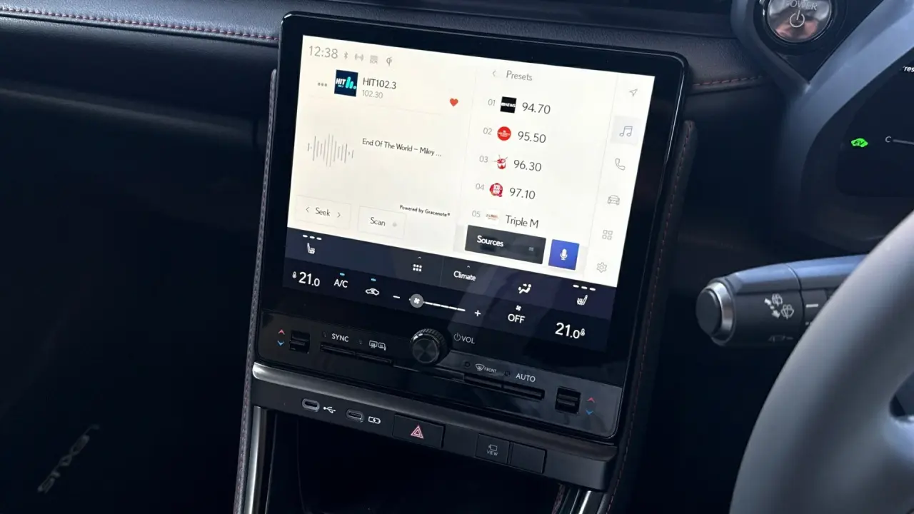 2024 Lexus LBX HEV Gallery Image 12